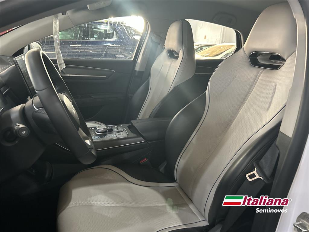 KING 1.5 DM-I PHEV GL AUTOMÁTICO8