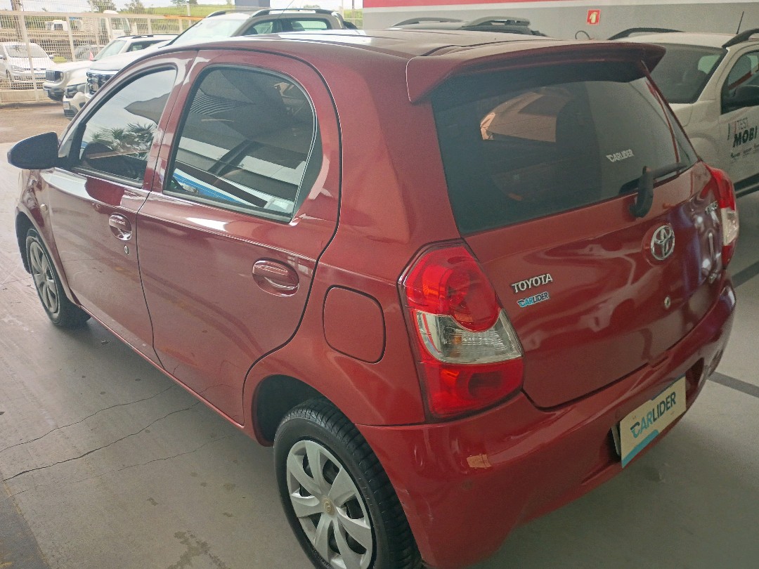 ETIOS 1.3 X 16V FLEX 4P MANUAL2