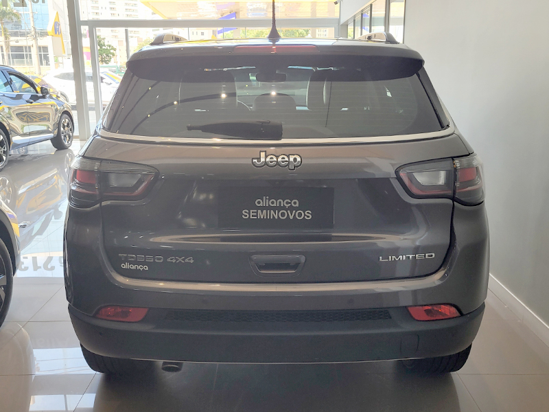 COMPASS 2.0 TD350 TURBO DIESEL LIMITED AT94