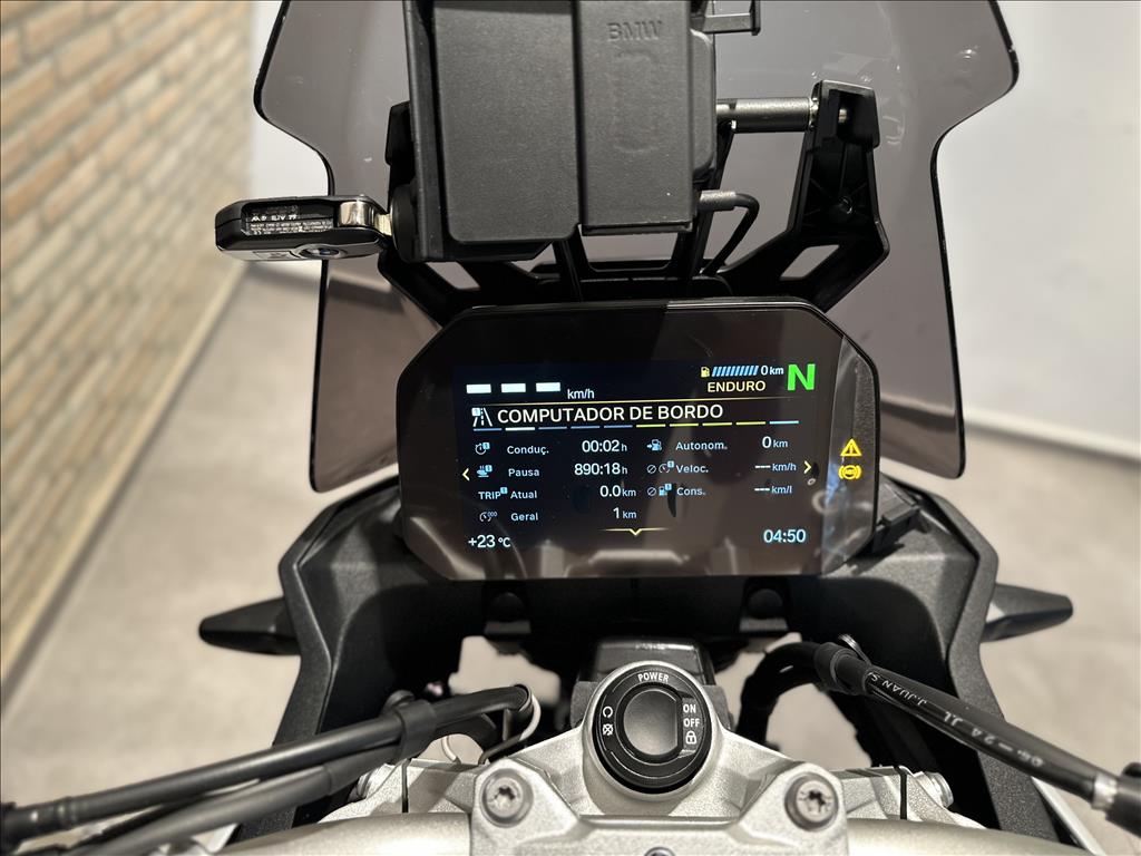 BMW Motorrad-F-900 GS TROPHY