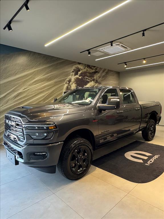 3500 6.7 I6 TURBO DIESEL LARAMIE NIGHT EDITION CD 4X4  AUTOMÁTICO17