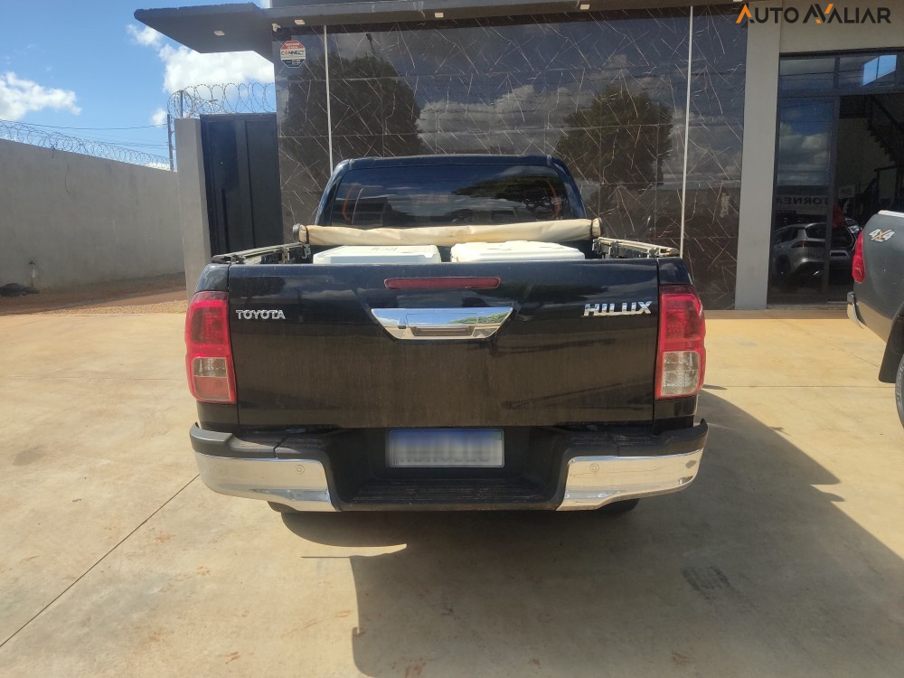 HILUX 2.8 SR 4X4 CD 16V DIESEL 4P AUTOMÁTICO3
