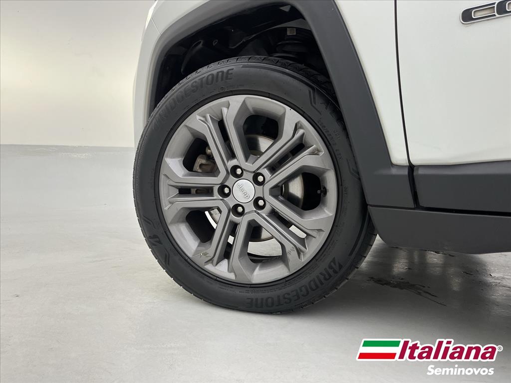 COMPASS 1.3 T270 TURBO FLEX LONGITUDE AT64