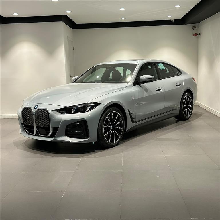 ELÉTRICO eDRIVE40 M SPORT