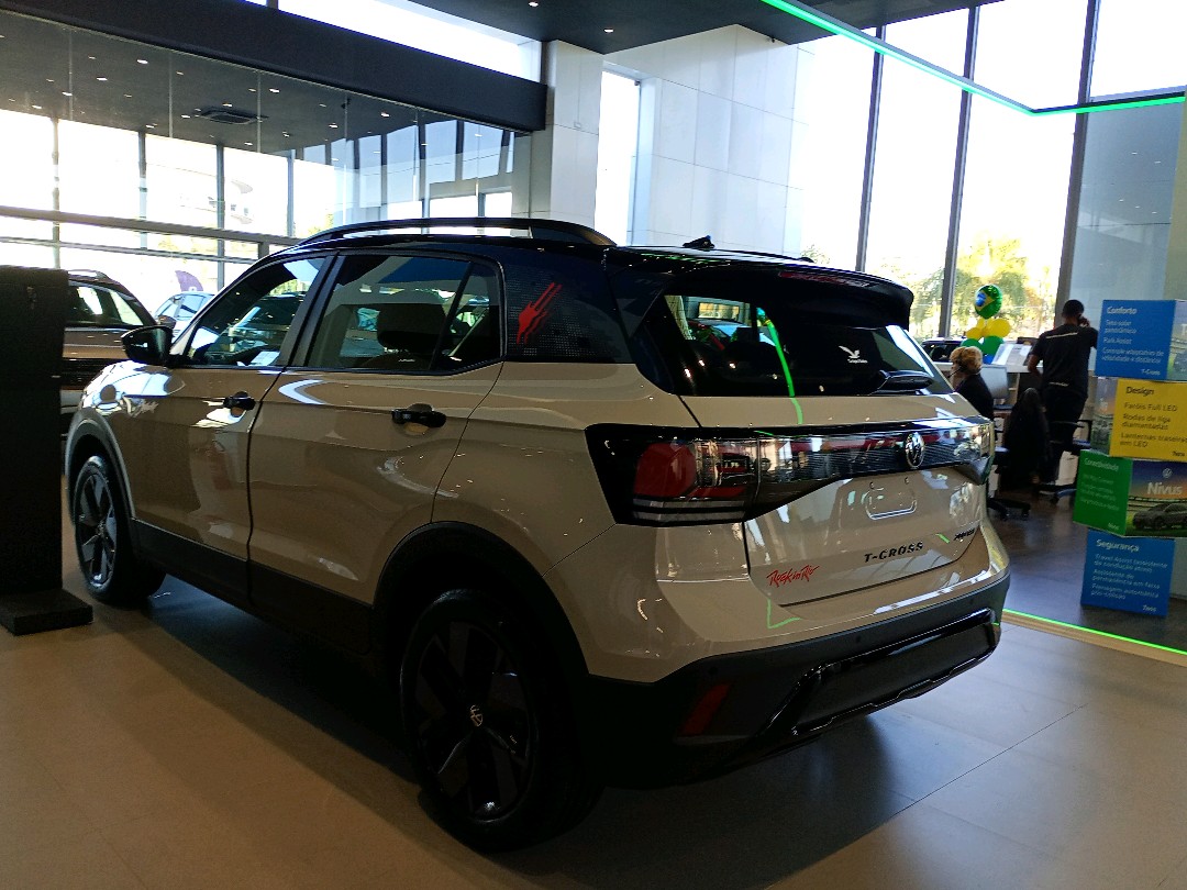 T-CROSS 1.0 200 TSI TOTAL FLEX AUTOMÁTICO2
