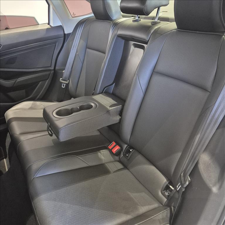 JETTA 1.4 250 TSI TOTAL FLEX COMFORTLINE TIPTRONIC