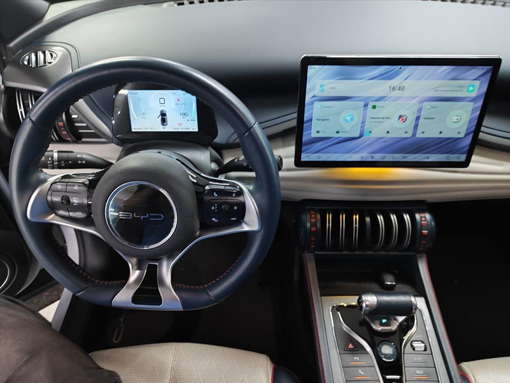 YUAN PLUS 60,8 KW ELÉTRICO4