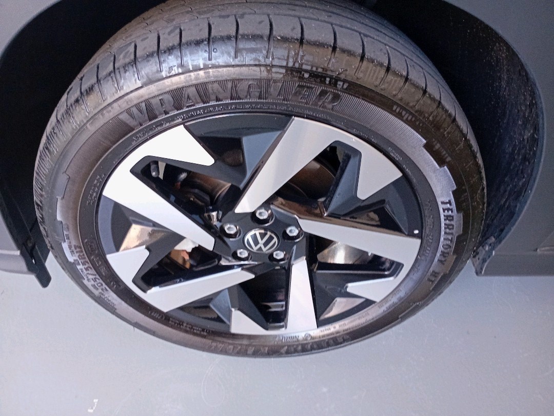 Volkswagen-TERA-1.0 170 TSI HIGH AUTOMÁTICO