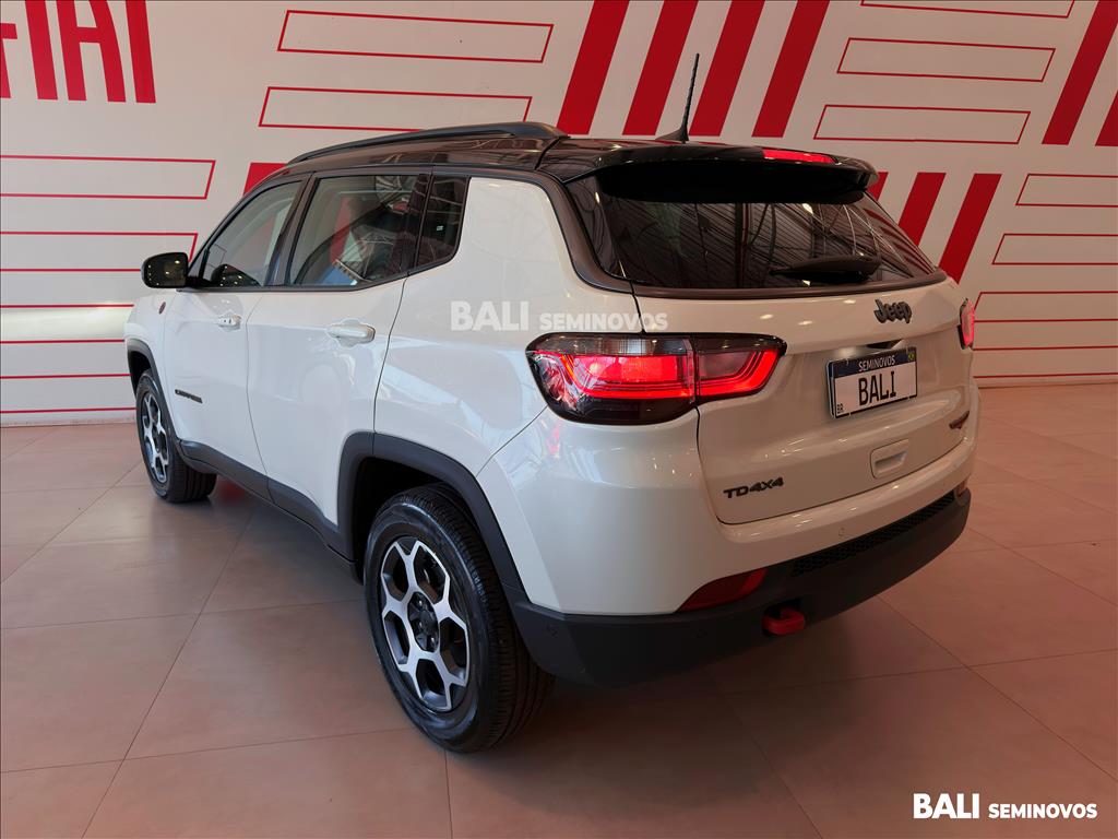 COMPASS 2.0 TD350 TURBO DIESEL TRAILHAWK AT95