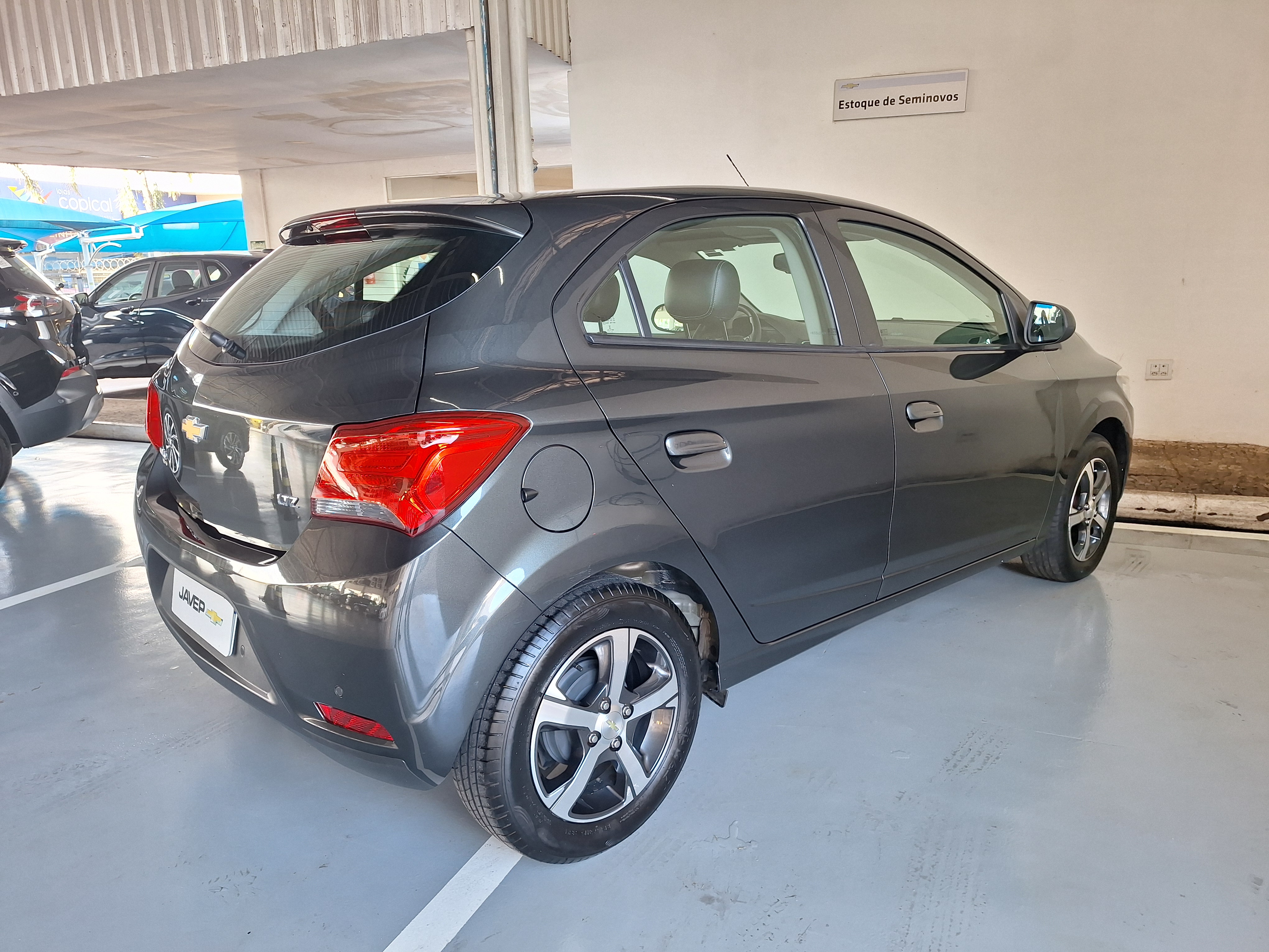 GM - Chevrolet-ONIX-1.4 MPFI LTZ 8V FLEX 4P AUTOMÁTICO