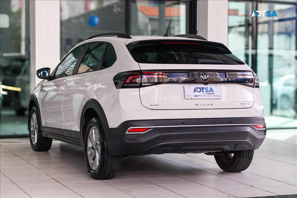 VOLKSWAGEN NIVUS 1.0 200 TSI TOTAL FLEX COMFORTLINE AUTOMÁTICO