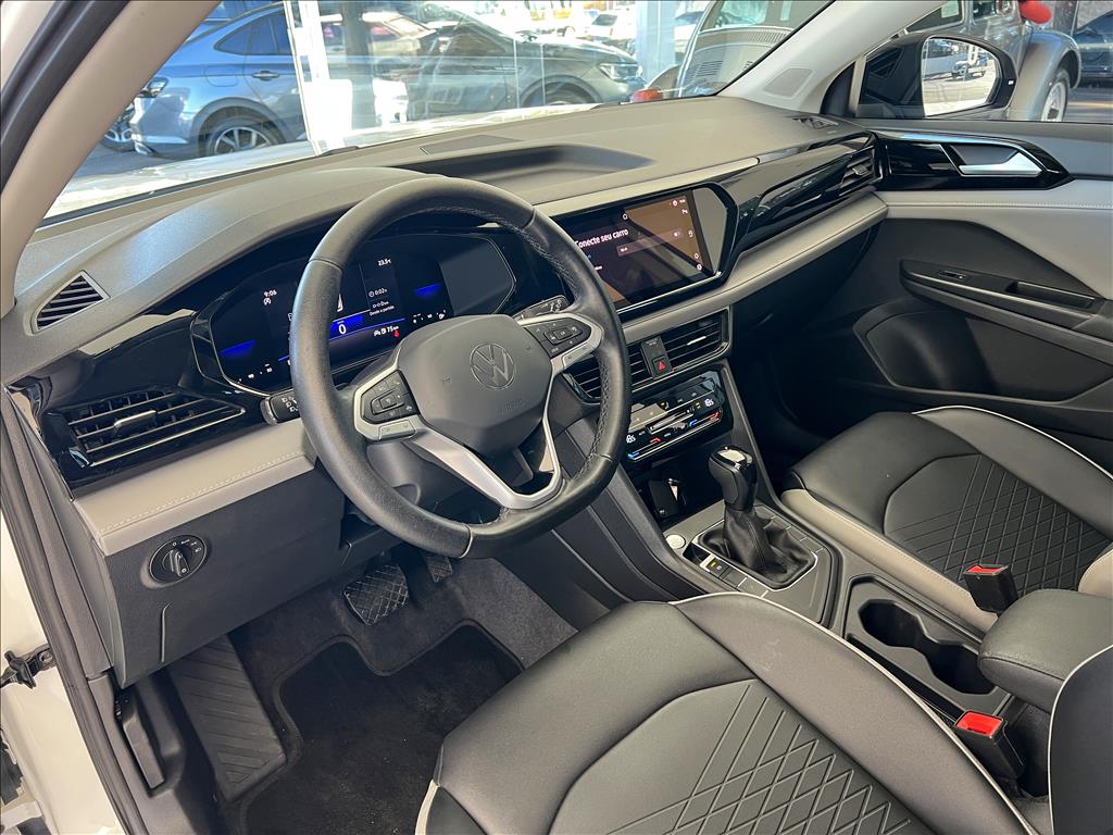 TAOS 1.4 250 TSI TOTAL FLEX COMFORTLINE AUTOMÁTICO12