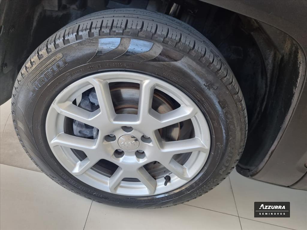 RENEGADE 1.8 16V FLEX SPORT 4P AUTOMÁTICO9
