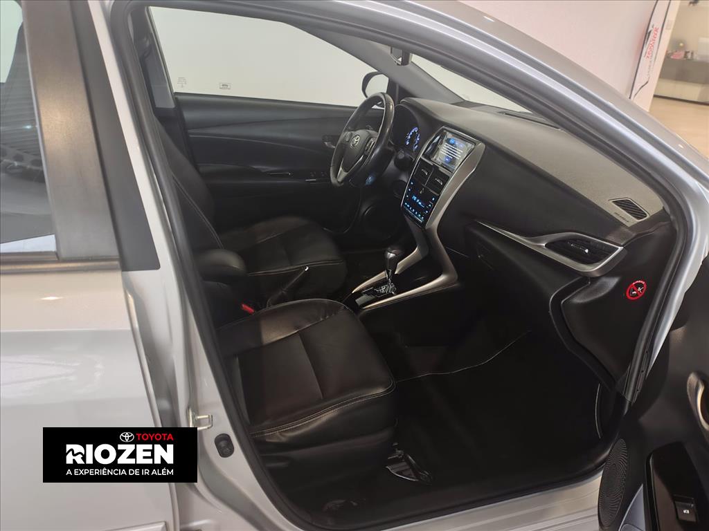 YARIS 1.5 16V FLEX SEDAN XS CONNECT MULTIDRIVE15