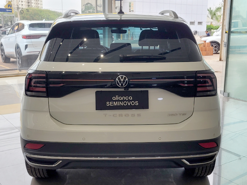 T-CROSS 1.4 250 TSI TOTAL FLEX HIGHLINE AUTOMÁTICO5