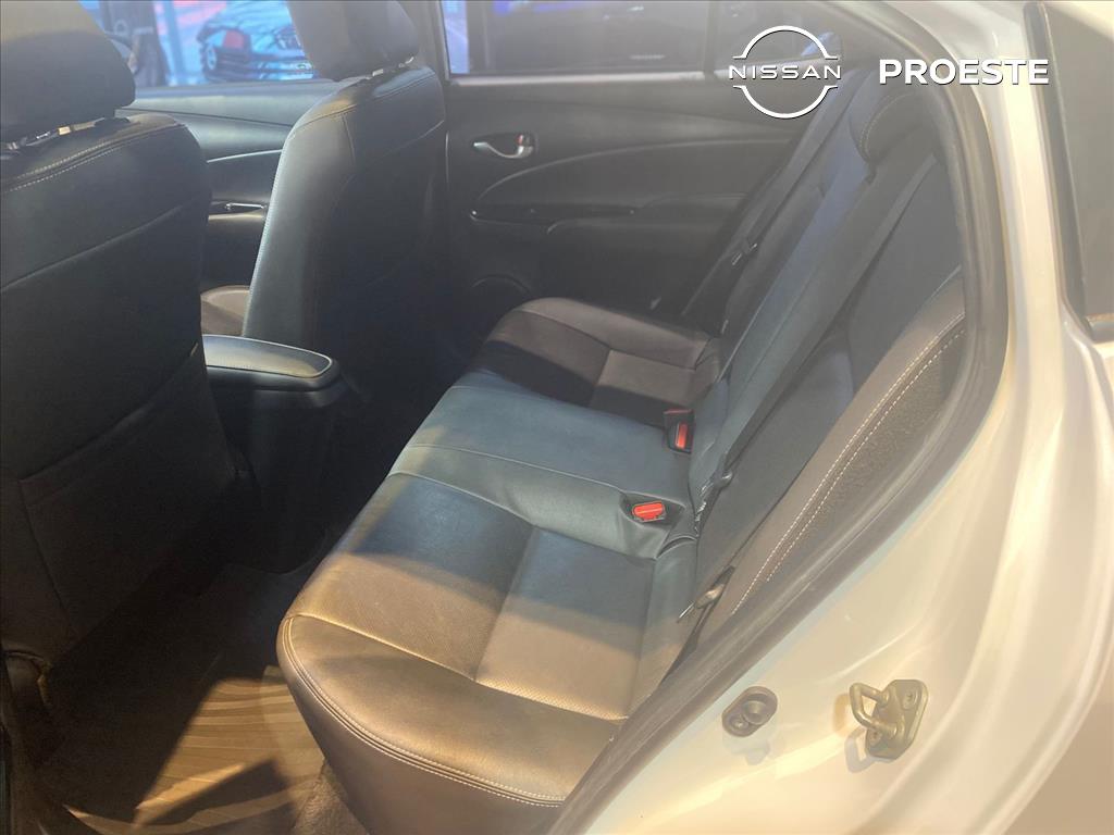 YARIS 1.5 16V FLEX SEDAN XLS CONNECT MULTIDRIVE