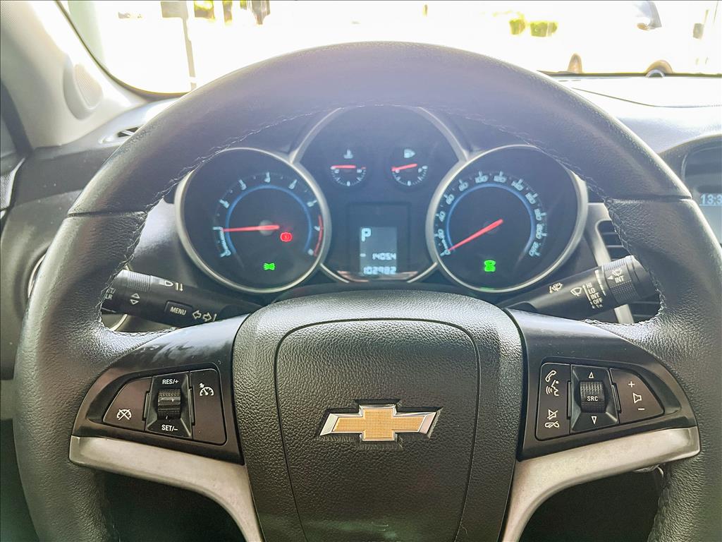 CRUZE 1.8 LT 16V FLEX 4P MANUAL9