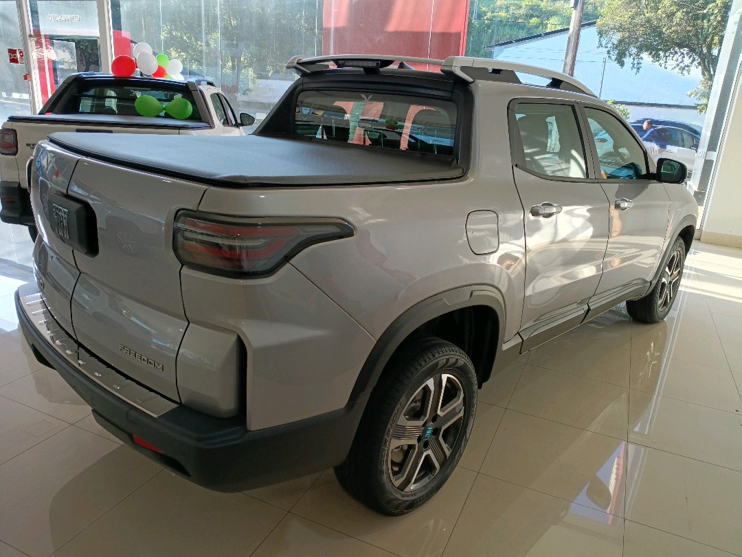 TORO 1.3 TURBO 270 FLEX FREEDOM AT63