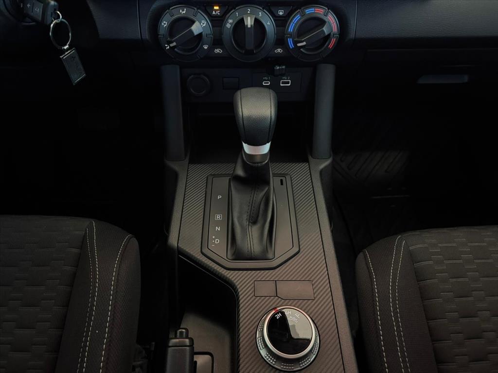 Mitsubishi-TRITON-2.4 BITURBO DIESEL CD GLS 4X4 AUTOMÁTICO