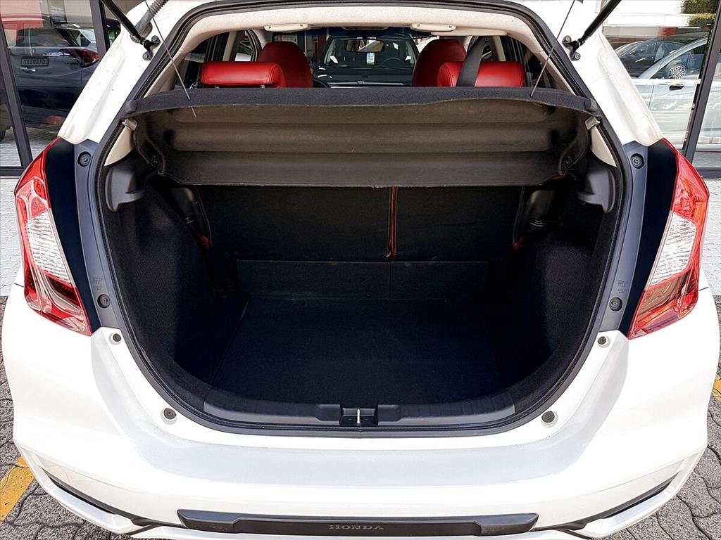 Honda Fit - 1.5 LX 16V FLEX 4P AUTOMÁTICO