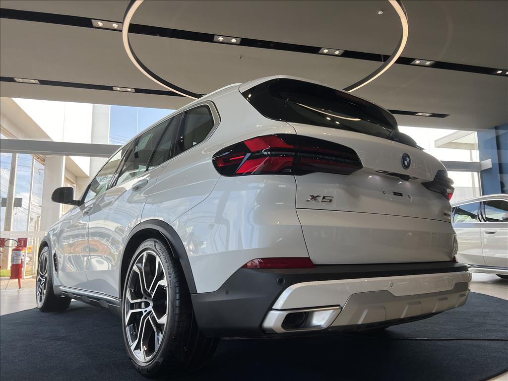 X5 3.0 I6 TURBO HÍBRIDO XDRIVE50E X-LINE AUTOMÁTICO9