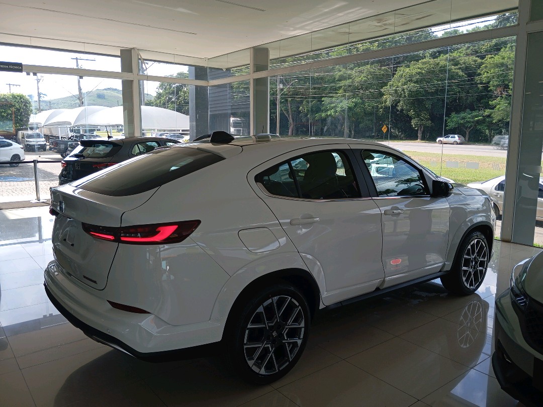 FASTBACK 1.3 TURBO 270 FLEX LIMITED EDITION AT64