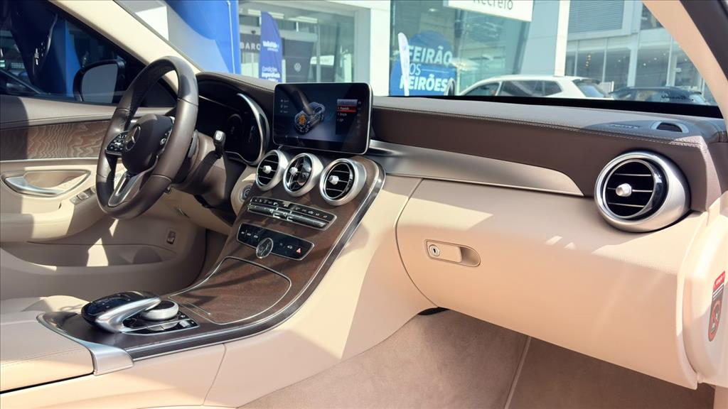 C 180 1.6 CGI GASOLINA EXCLUSIVE 9G-TRONIC10