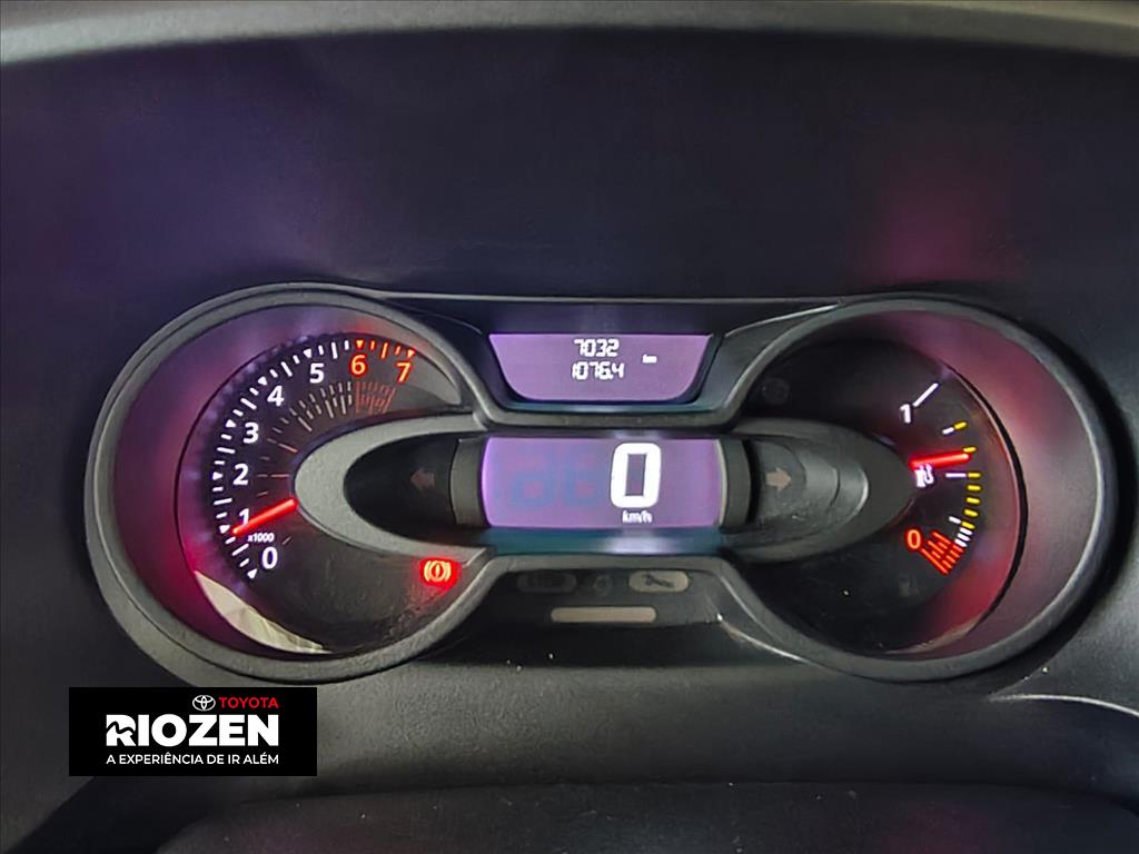 OROCH 1.6 16V SCE FLEX INTENSE MANUAL8