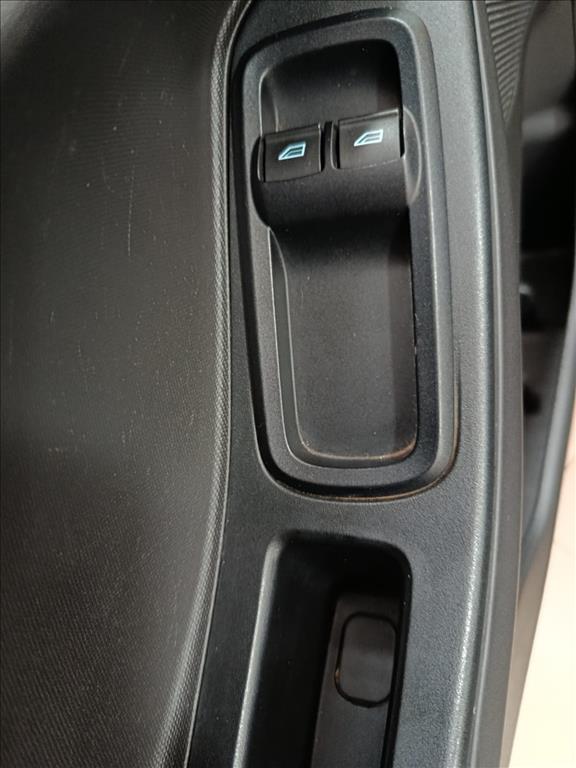 KA 1.0 TI-VCT FLEX SE SEDAN MANUAL10