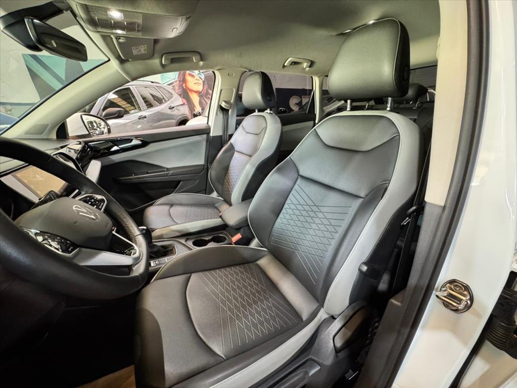 VW - Volkswagen-TAOS-1.4 250 TSI TOTAL FLEX COMFORTLINE AUTOMÁTICO