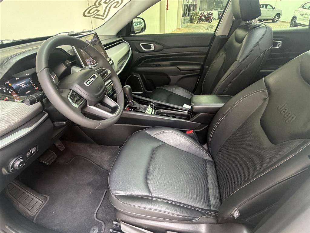 COMPASS 1.3 T270 TURBO FLEX LONGITUDE AT64