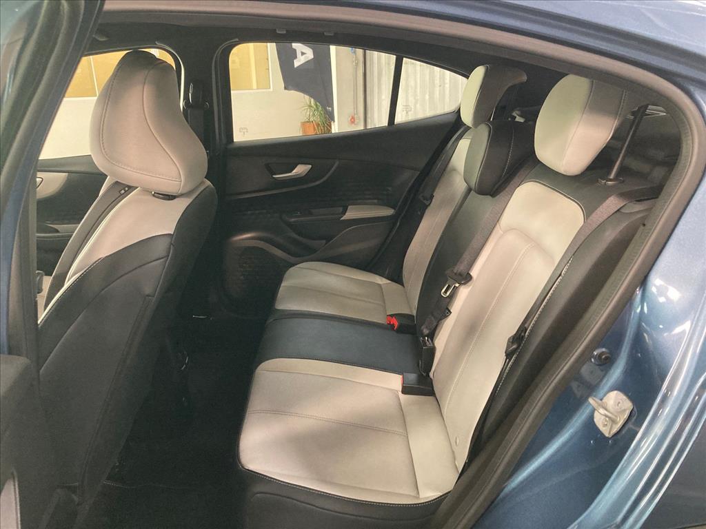 FASTBACK 1.0 TURBO 200 HYBRID IMPETUS CVT