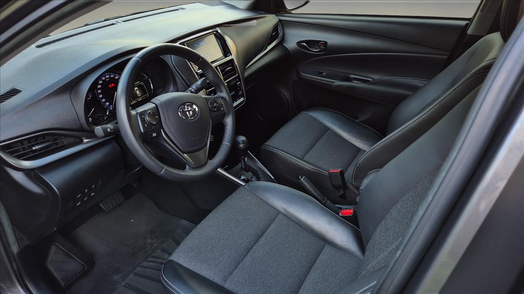 YARIS 1.5 16V FLEX SEDAN XS CONNECT MULTIDRIVE8