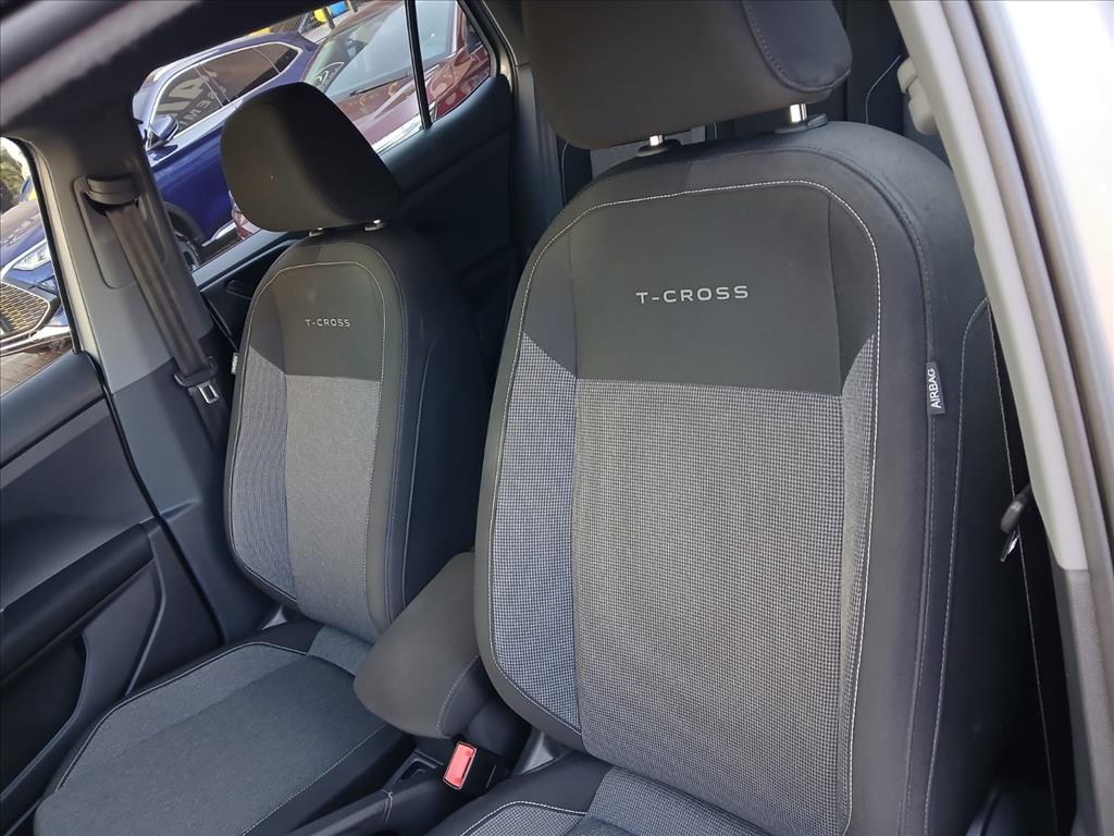 T-CROSS 1.0 200 TSI TOTAL FLEX AUTOMÁTICO4