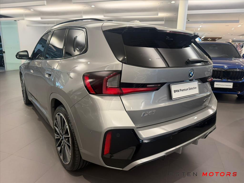 BMW-iX1-ELÉTRICO XDRIVE30 M SPORT