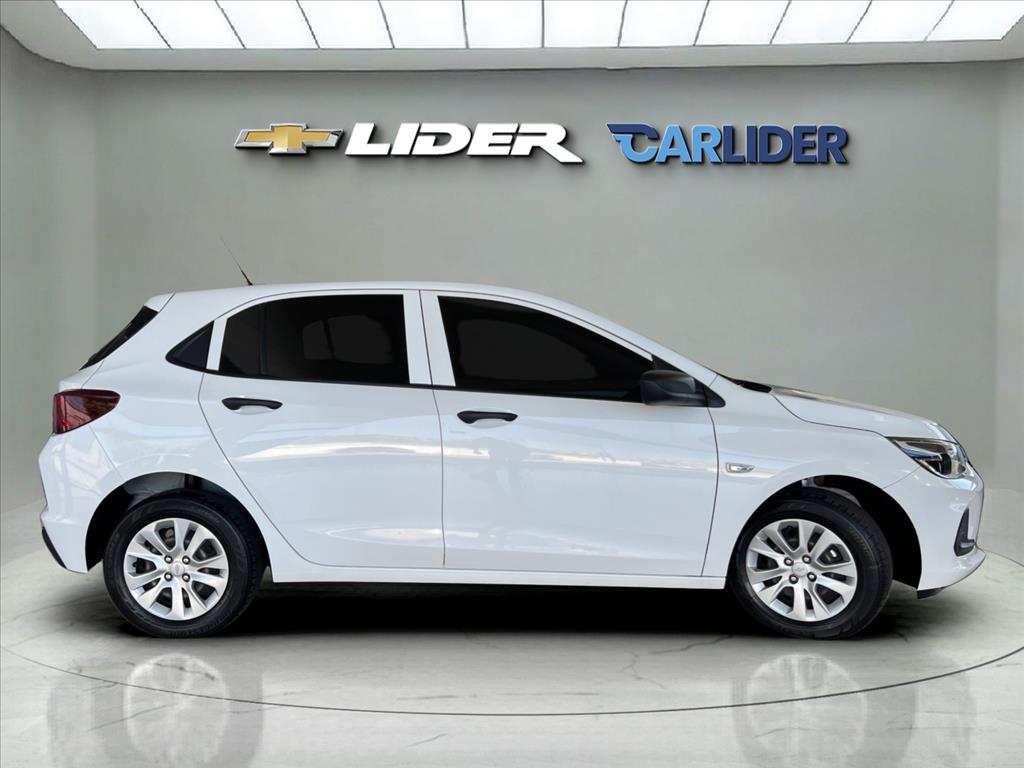 ONIX 1.0 TURBO FLEX AUTOMÁTICO3