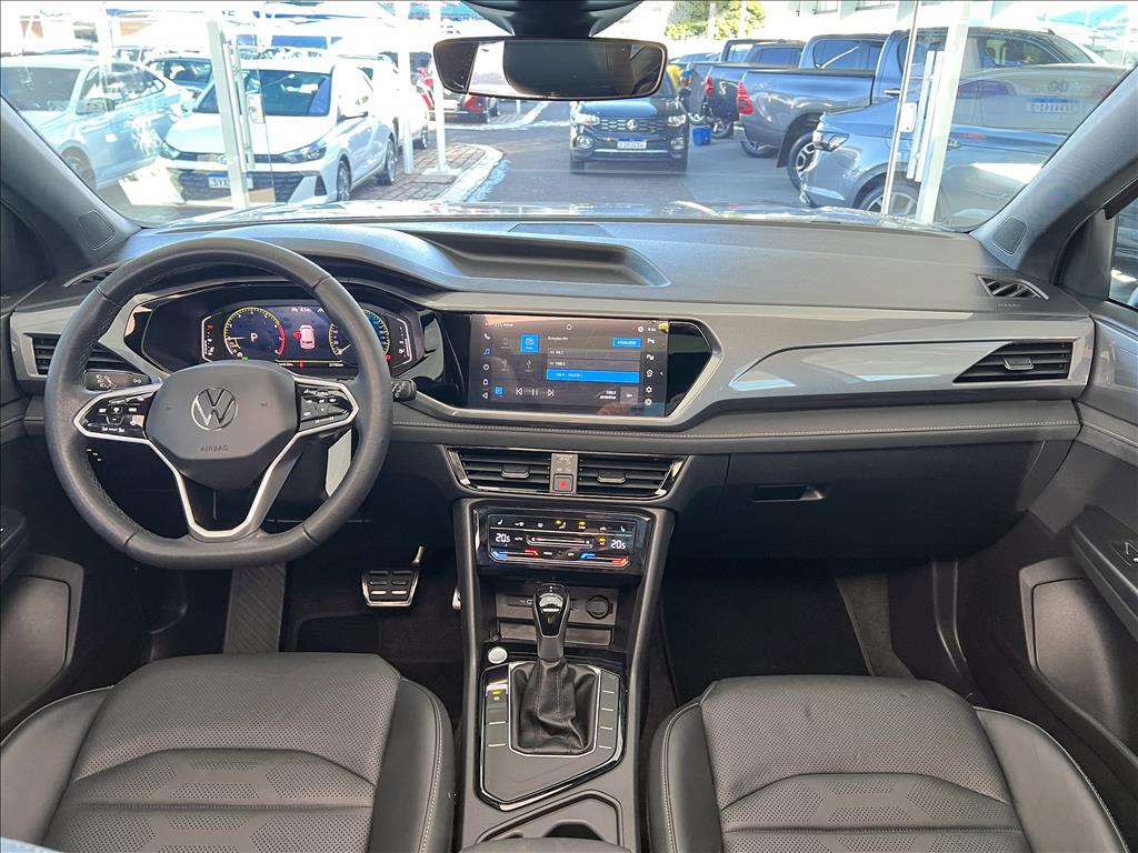 TAOS 1.4 250 TSI TOTAL FLEX HIGHLINE AUTOMÁTICO11