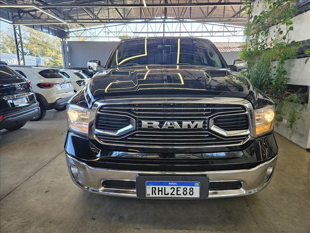CLASSIC 5.7 V8 GASOLINA LARAMIE CD 4X4 AUTOMÁTICO