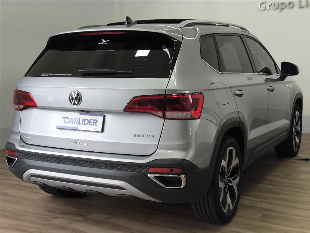 TAOS 1.4 250 TSI TOTAL FLEX HIGHLINE AUTOMÁTICO13