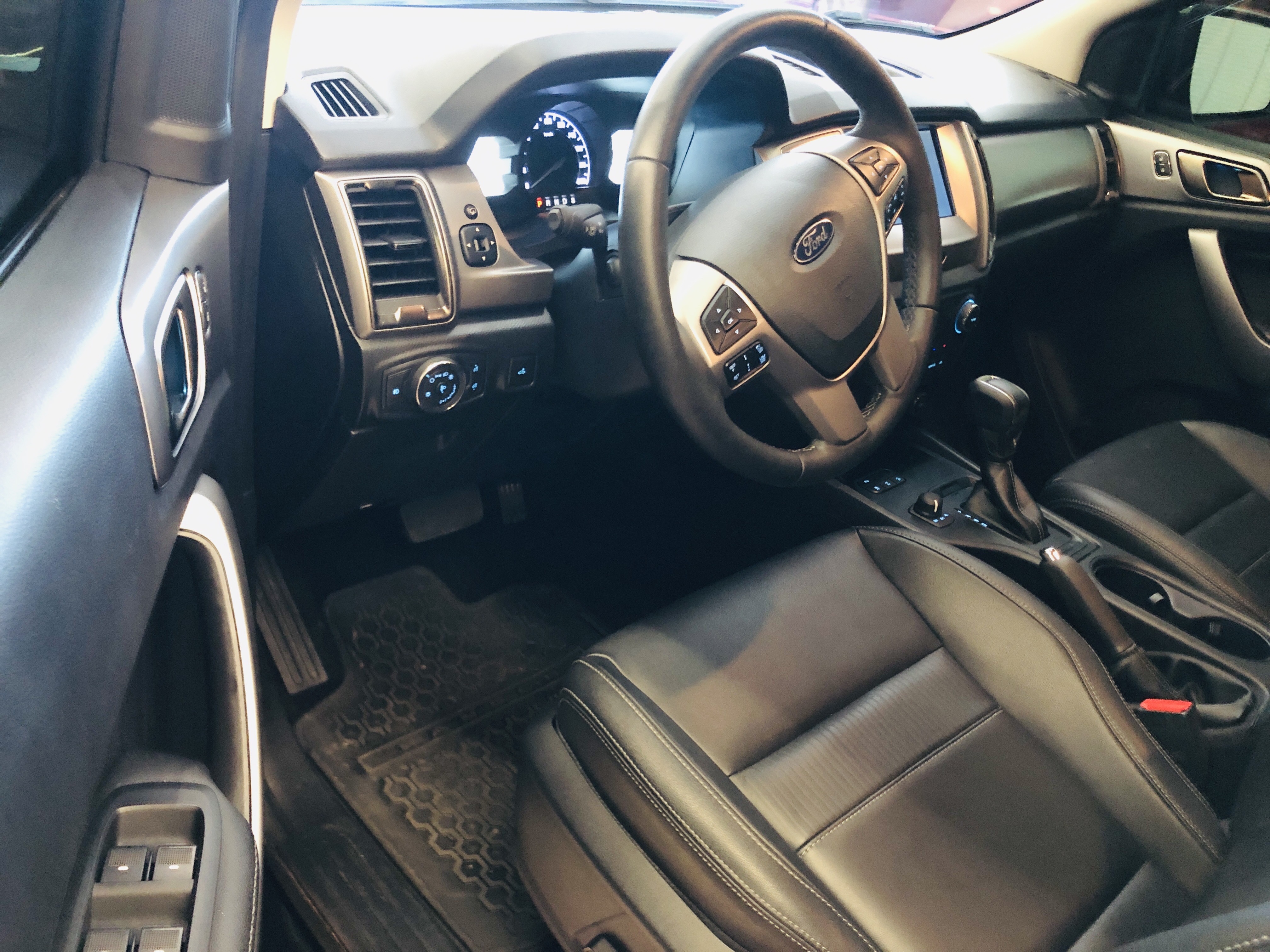 RANGER 3.2 LIMITED 4X4 CD 20V DIESEL 4P AUTOMÁTICO6