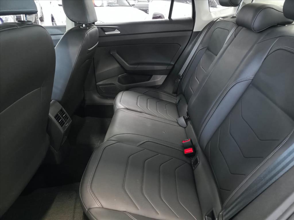 VIRTUS 1.0 200 TSI COMFORTLINE AUTOMÁTICO12