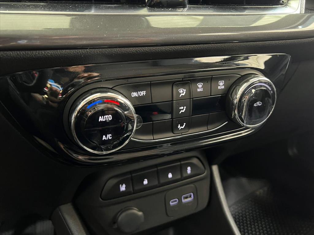 SPIN 1.8 PREMIER 8V FLEX 4P AUTOMÁTICO11