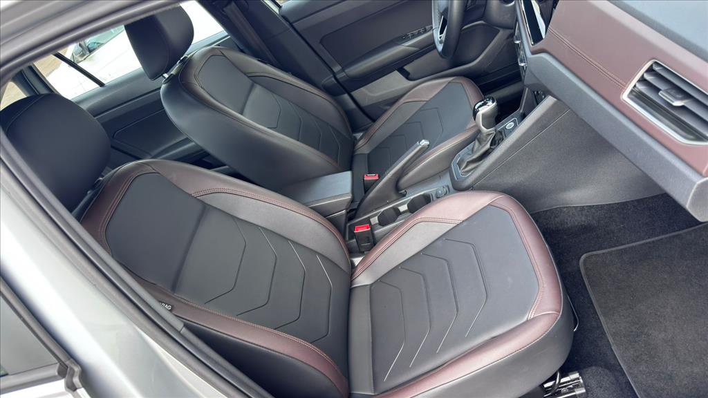 VIRTUS 1.0 200 TSI HIGHLINE AUTOMÁTICO15