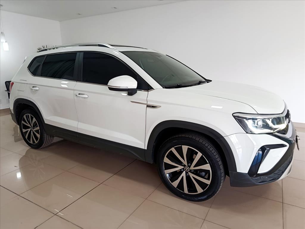 TAOS 1.4 250 TSI TOTAL FLEX HIGHLINE AUTOMÁTICO2