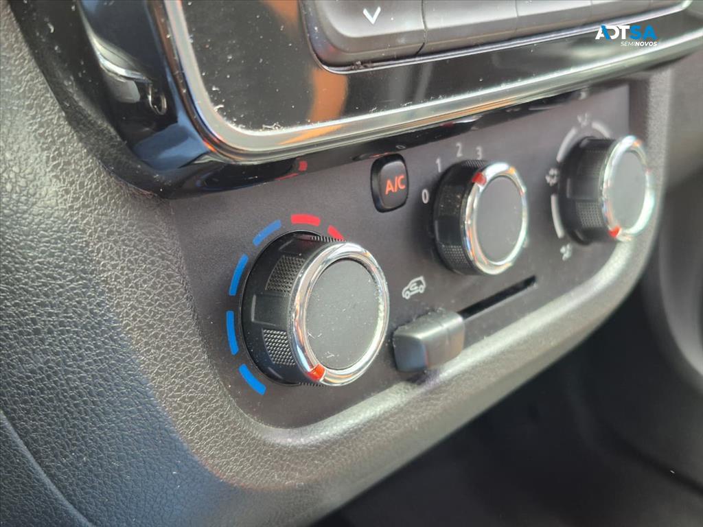 RENAULT KWID 1.0 12V SCE FLEX OUTSIDER MANUAL