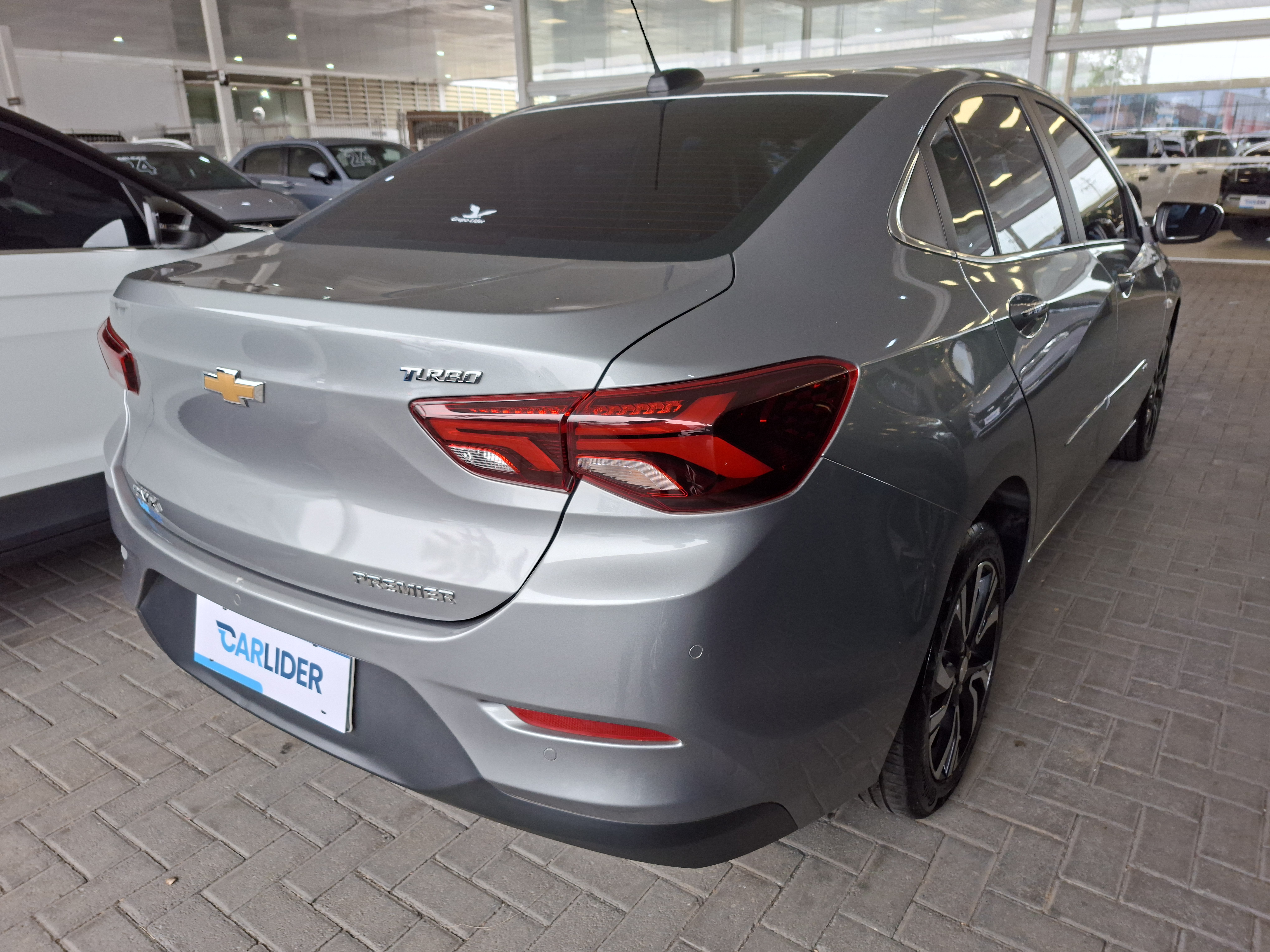 ONIX PLUS 1.0 TURBO FLEX PREMIER AUTOMÁTICO4