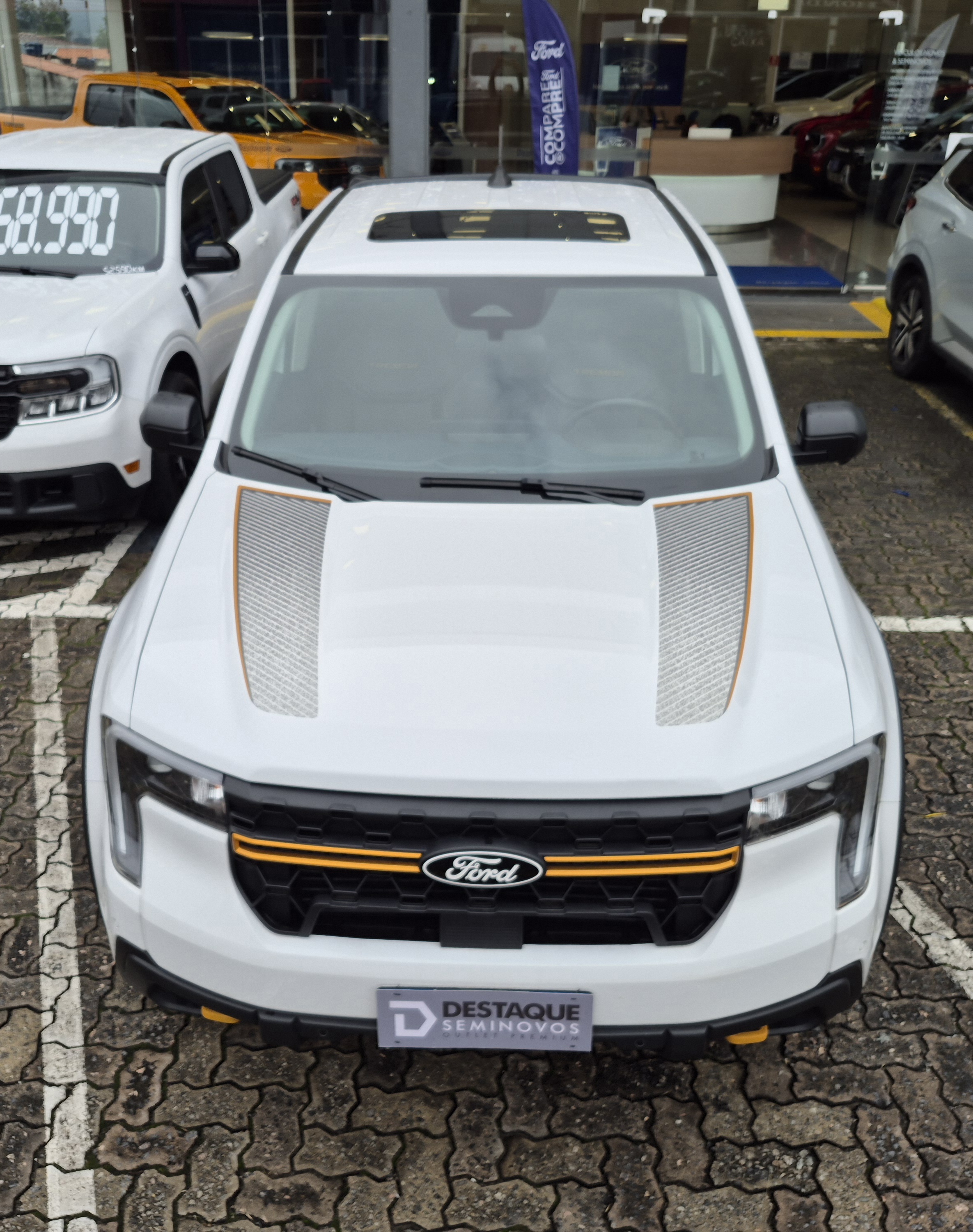 Imagem ilustrativa FORD MAVERICK