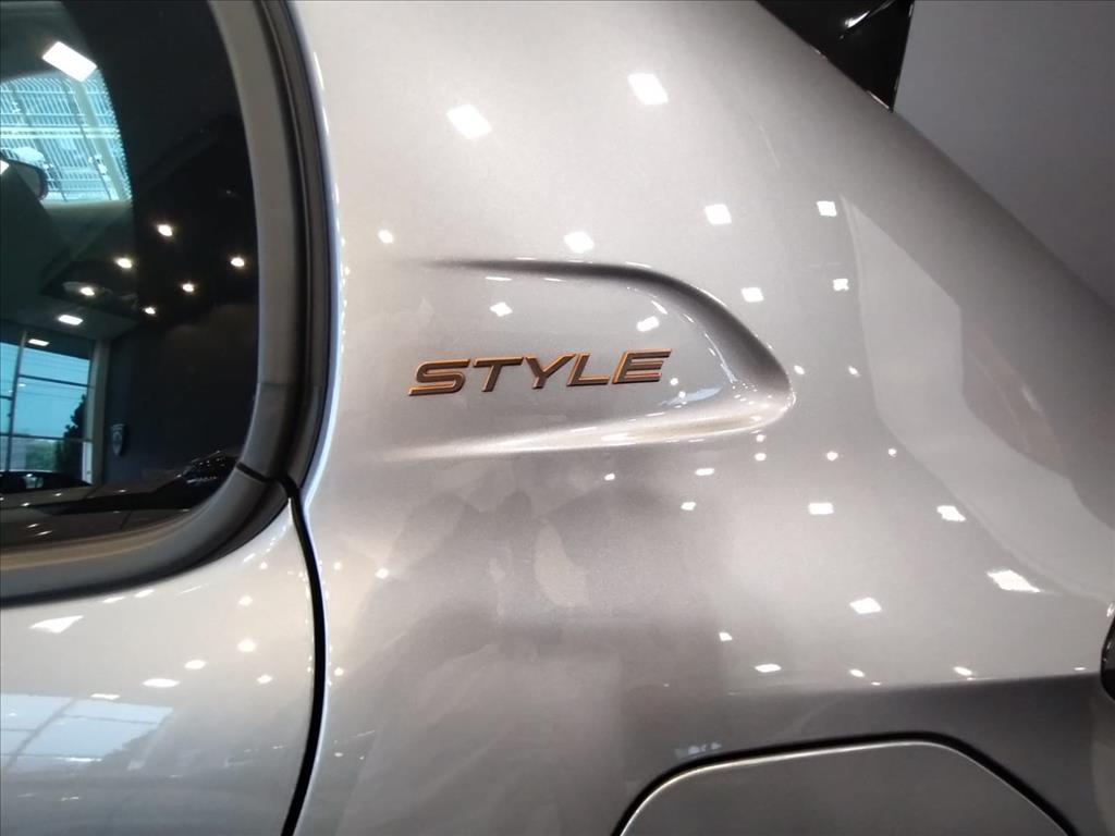 208 1.0 FIREFLY FLEX STYLE MANUAL8