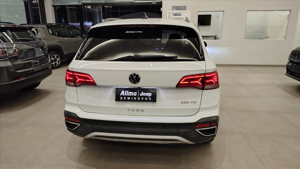 TAOS 1.4 250 TSI TOTAL FLEX COMFORTLINE AUTOMÁTICO3