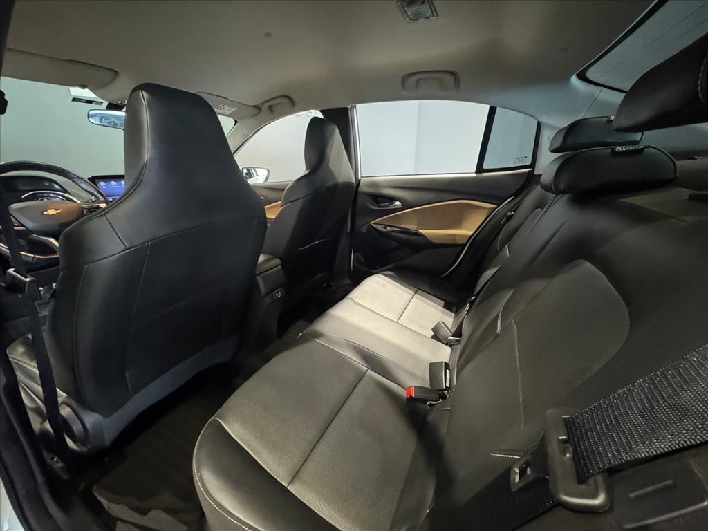 ONIX PLUS 1.0 TURBO FLEX PREMIER AUTOMÁTICO9